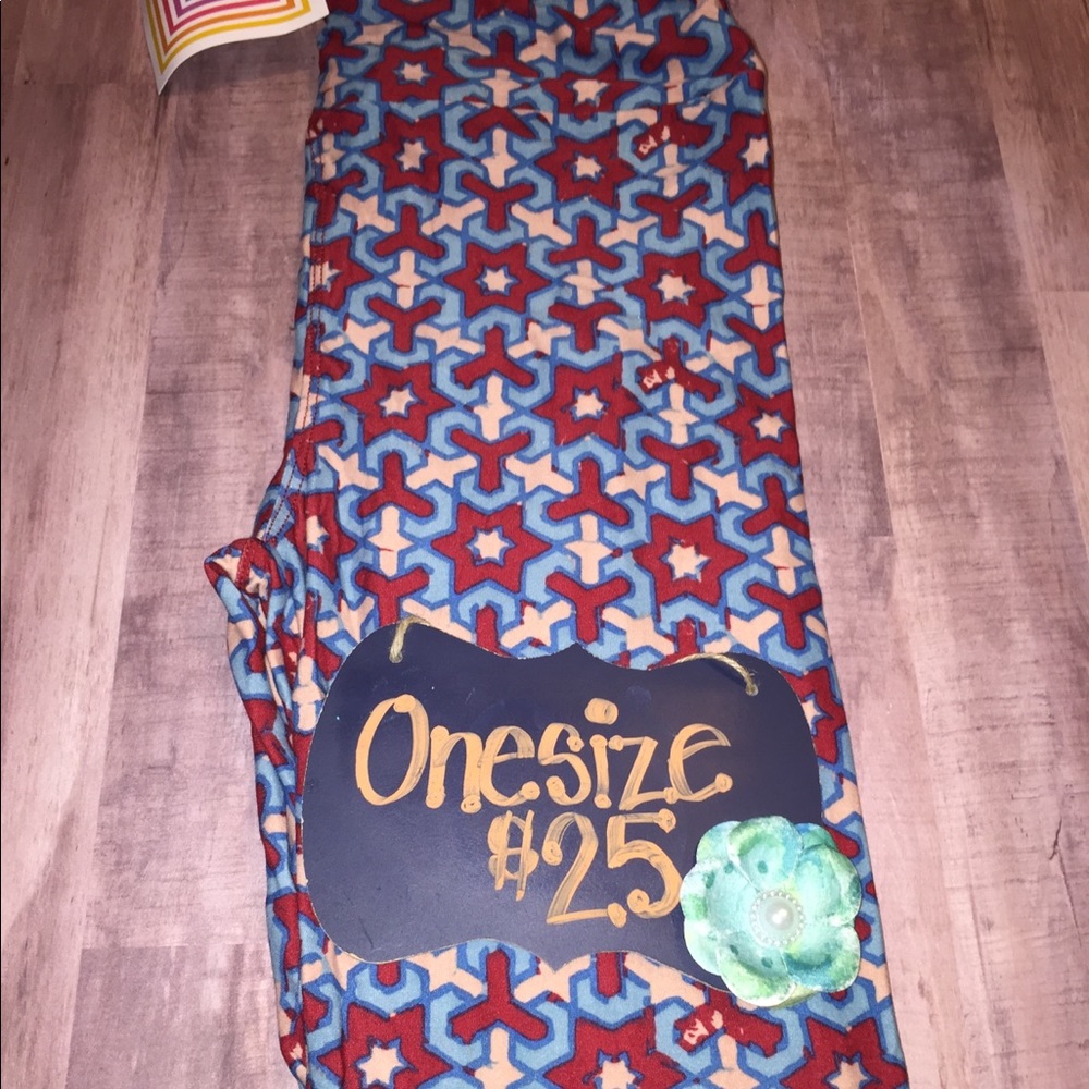 New Lularoe Onesize Leggings 💕